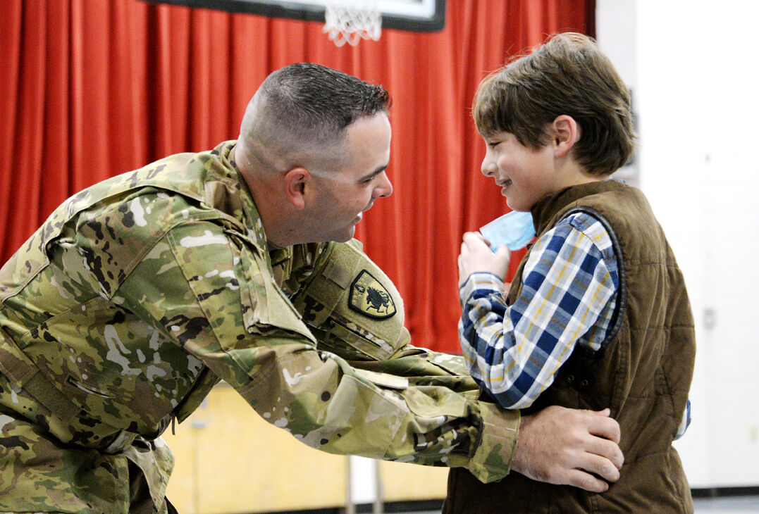 121121_ServiceDad05_hb_web.jpg